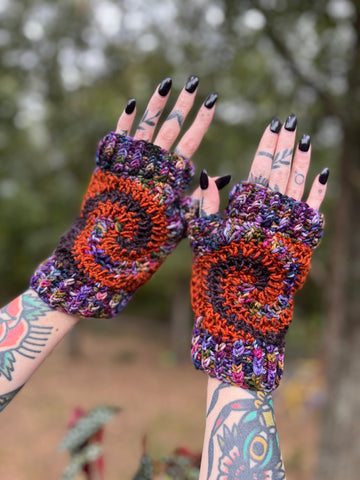 Merino Swirl Fingerless Gloves