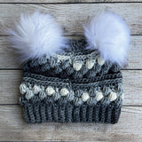 Grayscale Wobble Bobble