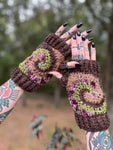 Oak Swirl Fingerless Gloves