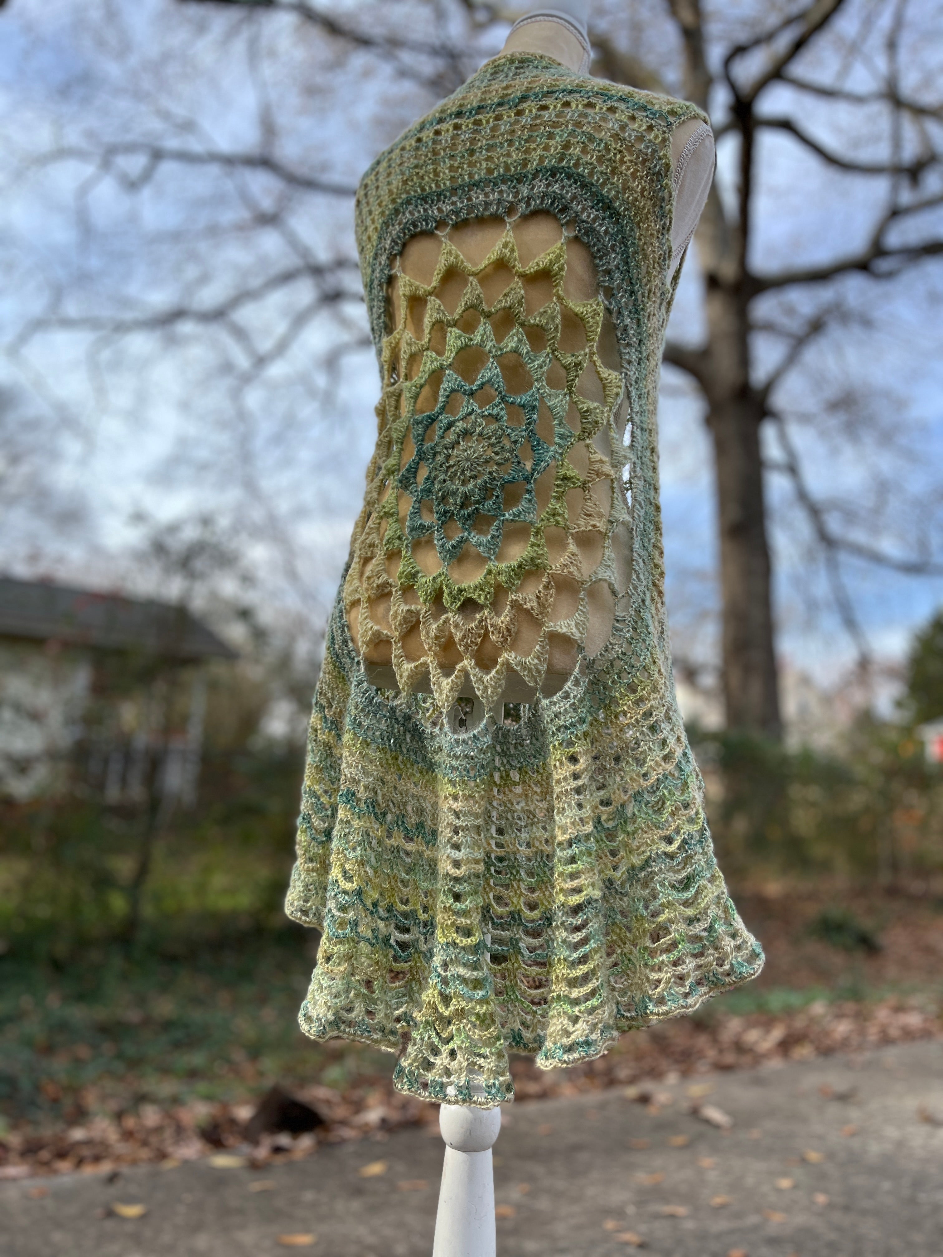 Dahlia Mandala Vest – Of Mars Crochet
