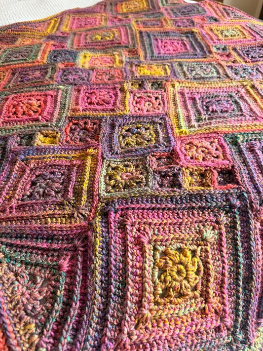 Hazy Daisy Crochet Blanket Pattern // Heirloom Patchwork Granny Square Afghan