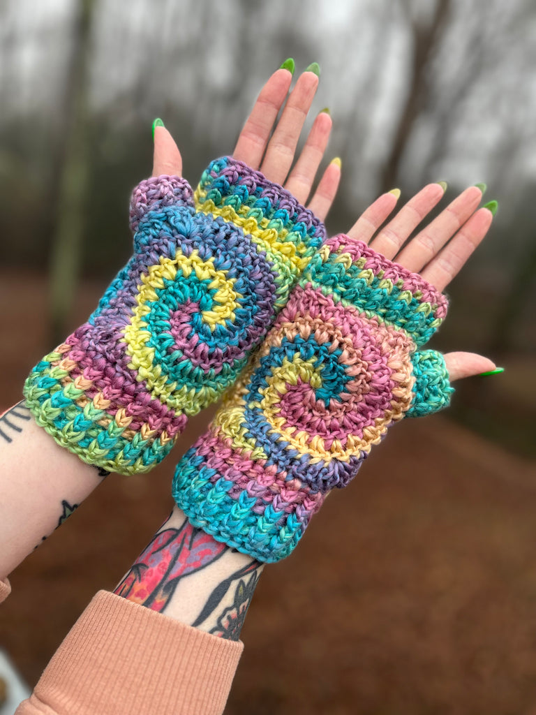 Spiral Fingerless Gloves Crochet Pattern – Of Mars Crochet