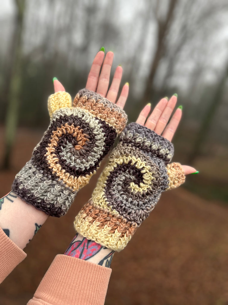 Spiral Fingerless Gloves Crochet Pattern – Of Mars Crochet