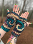 Spiral Fingerless Gloves Crochet Pattern