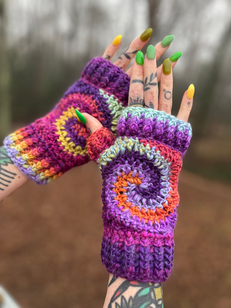 Spiral Fingerless Gloves Crochet Pattern – Of Mars Crochet
