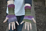 Fingerless Armwarmers - Crochet Pattern